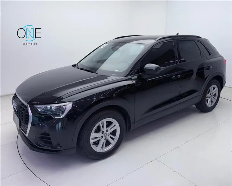 AUDI Q3 1.4 35 TFSI Prestige S Tronic