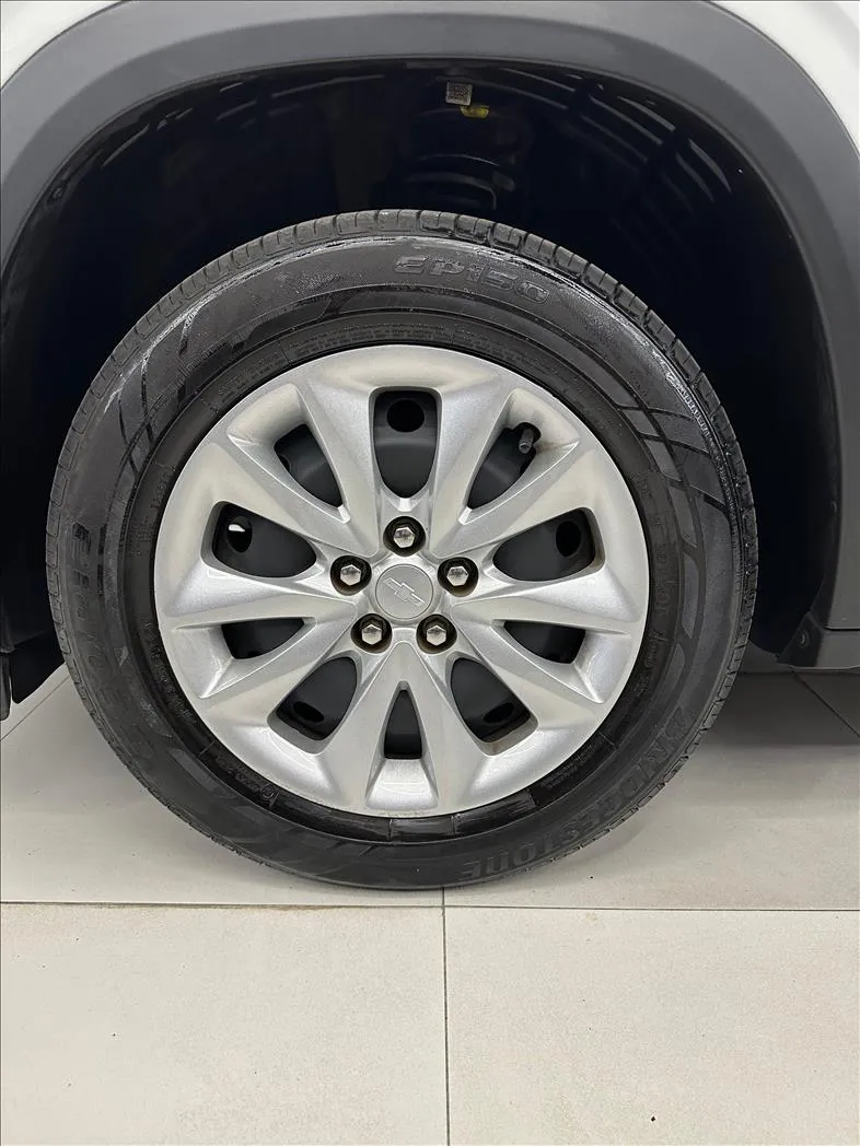 https://viladoscarros.com.br/uploads/listing_photos/EEH-4B28_06.webp https://viladoscarros.com.br/uploads/listing_photos/EEH-4B28_06.webp