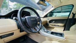 Land Rover Evoque Pure 2.0 Si4 2013  Automático completo