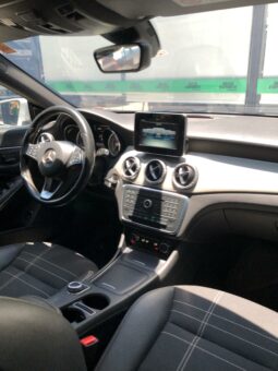 Mercedes-Benz CLA 200 1.6 VISION FLEX 4P 2015  Automático completo